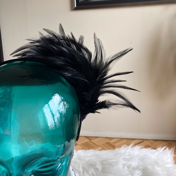 SOLD 20s Style Feather Headband - Picture 2 of 8